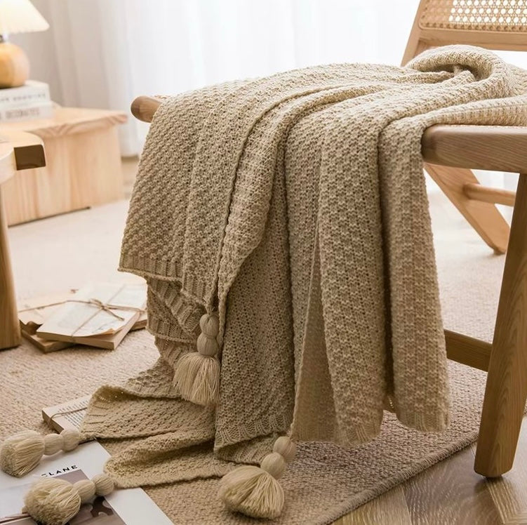 Nordic Tassel Knit Throw
