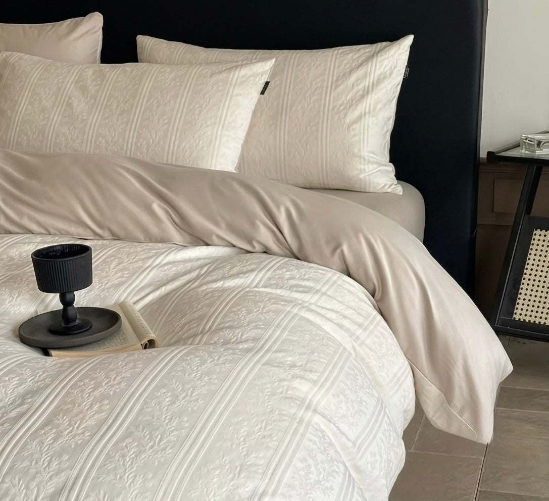 Geometric Bedding Sets